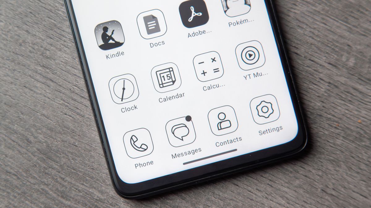 TCL 60 XE NXTPAPER apps in Max Ink Mode