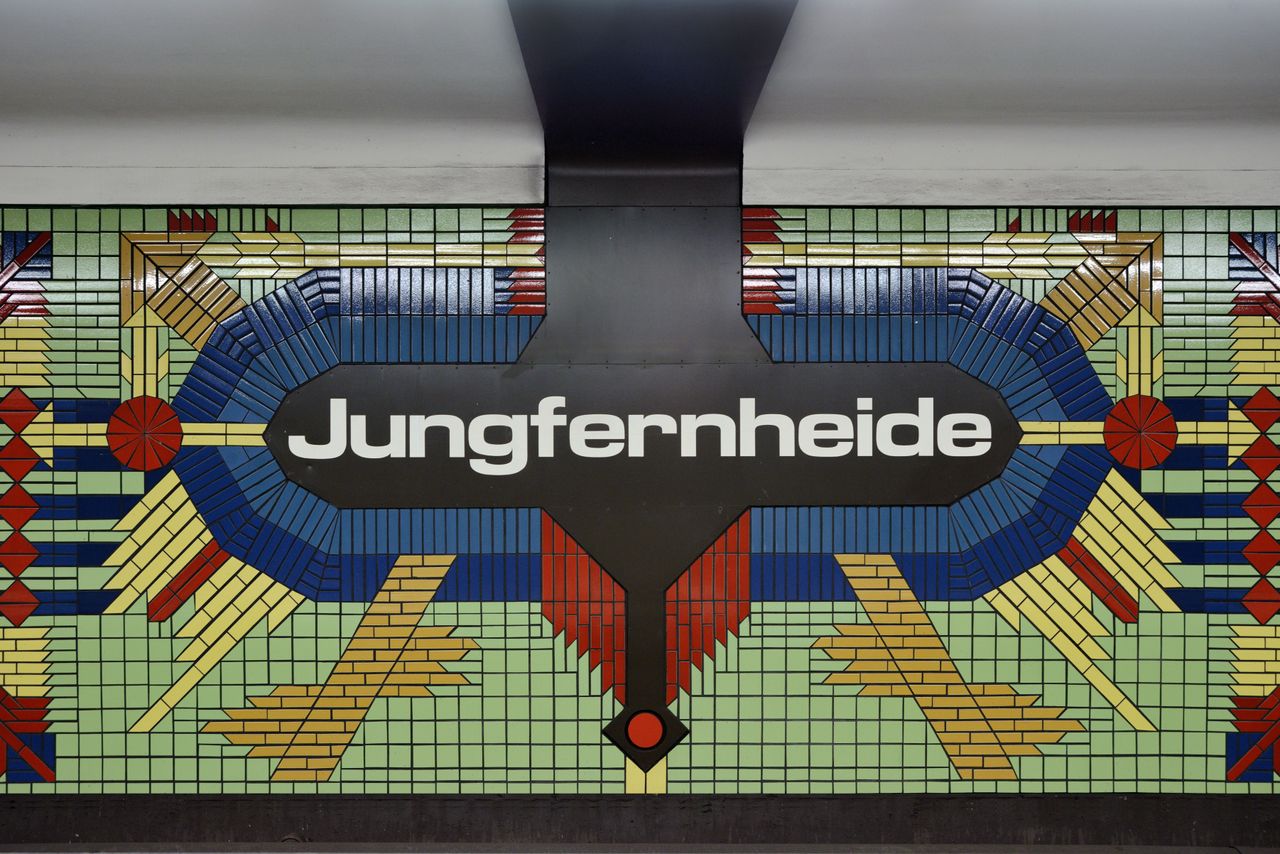 Tileworks inside Jungfernheide station as seen in the U-Bahn architecture map