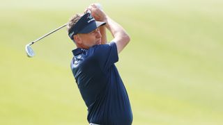 Lowry ‘Bullish’ About Abu Dhabi Chances | Poulter: ‘I Need To Get Back Into The Top 50’