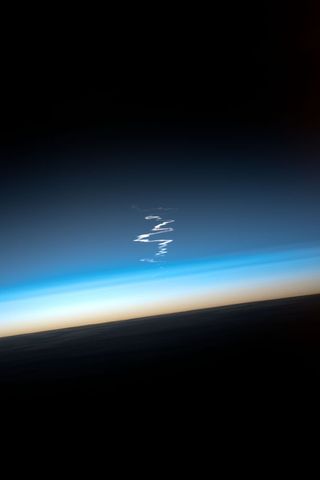 Soyuz Exhaust Trail
