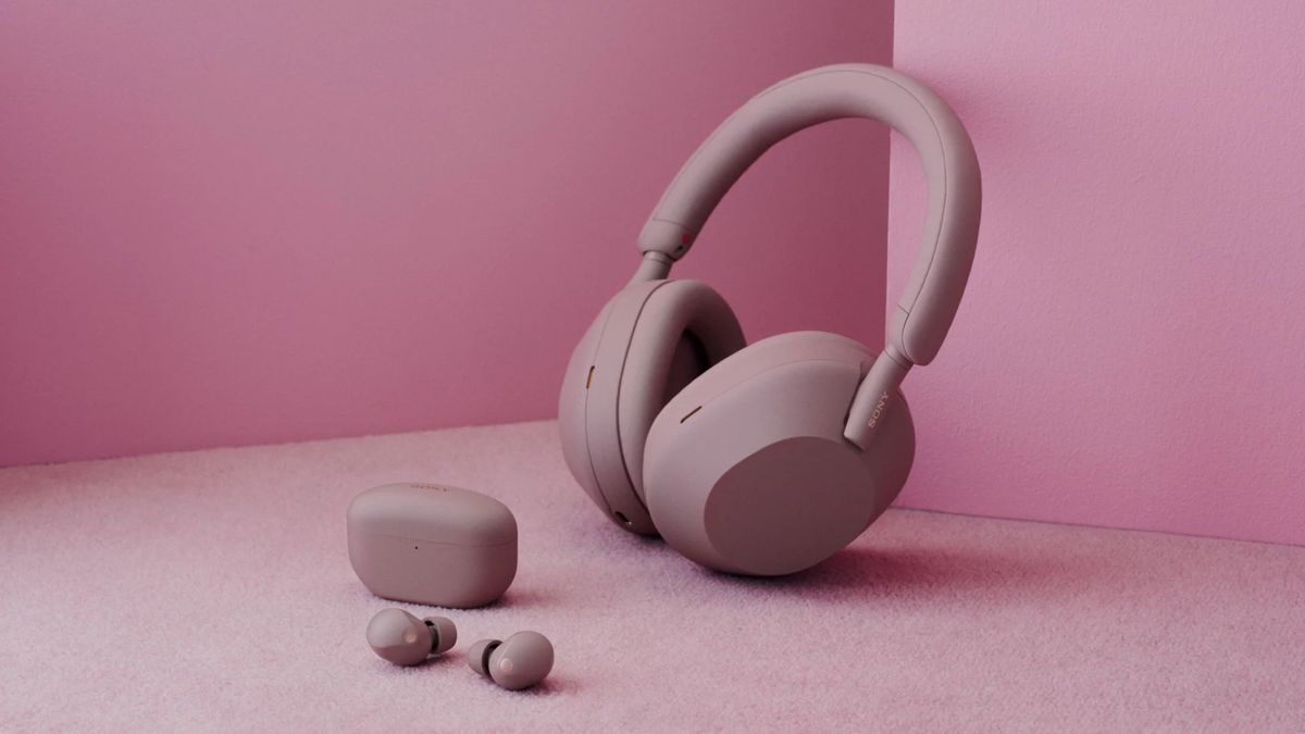 Sony’s best headphones and earbuds now come in a very fetching pink