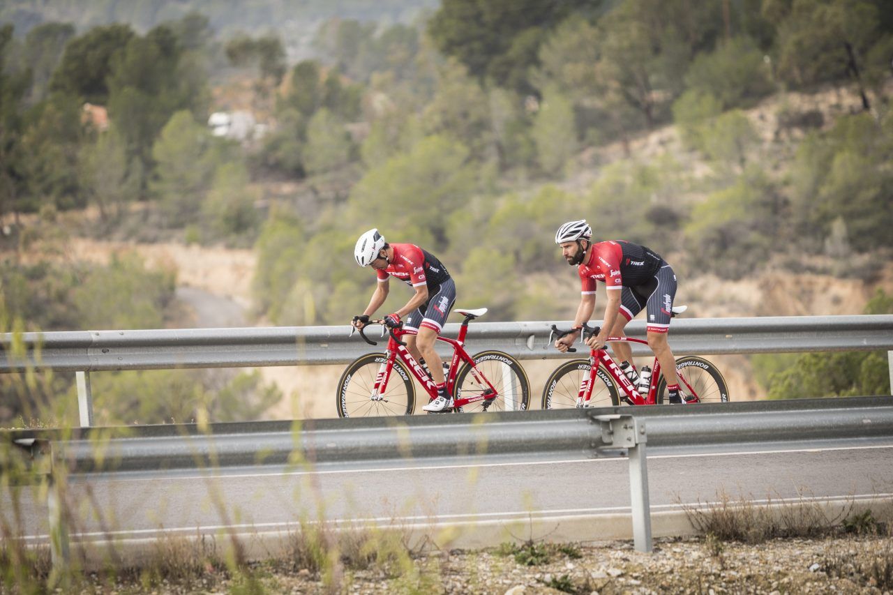 Trek-Segafredo test their new kit