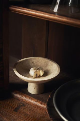 Marble pedestal bowl