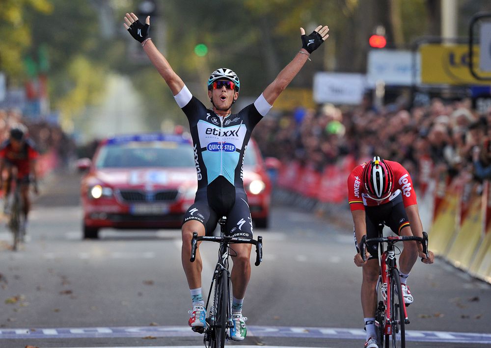 Matteo Trentin (Etixx-Quick Step) wins the 2015 Paris-Tours