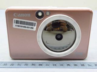 The Canon ZV-123 instant camera (image: Nokishita)