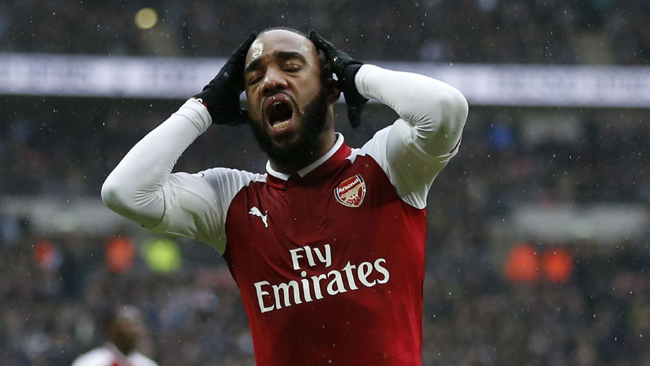 Alexandre Lacazette Arsenal transfer news