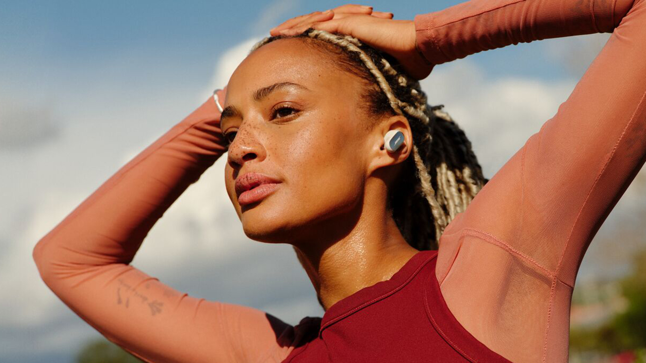 Bose QuietComfort Ultra Earbuds (2nd Gen) lifestyle shot