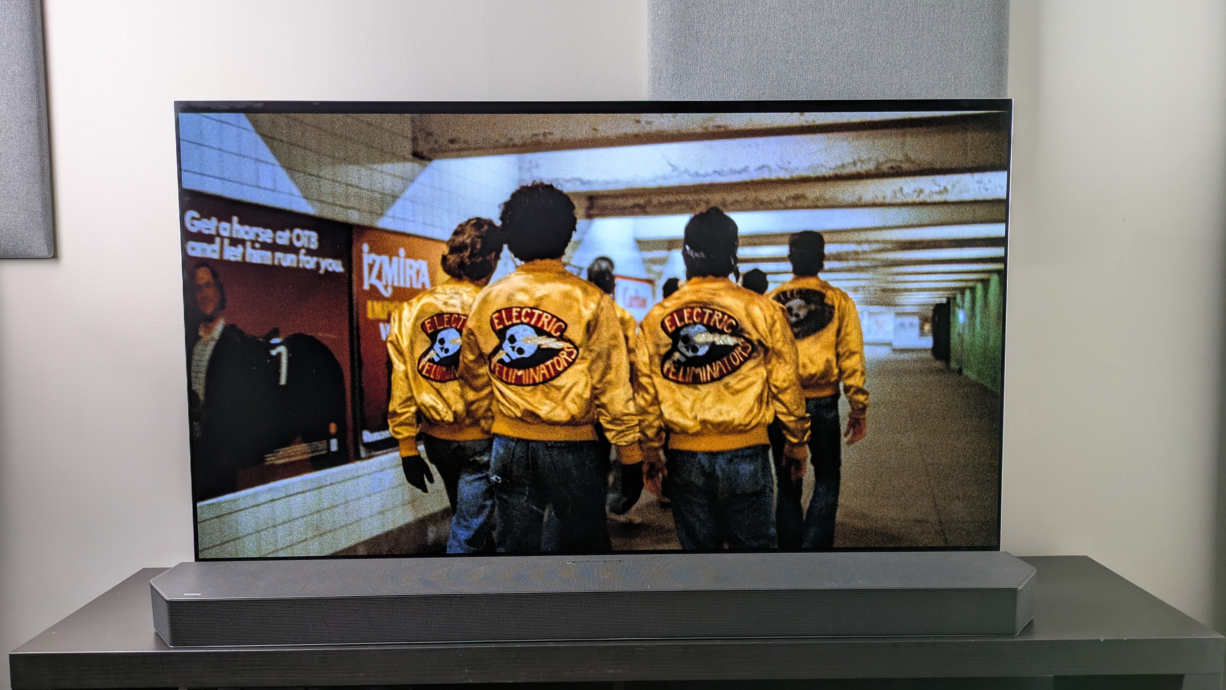 The Warriors 4K Blu-ray Paramount version on the LG G5 showing the Electric Eliminators on screen 