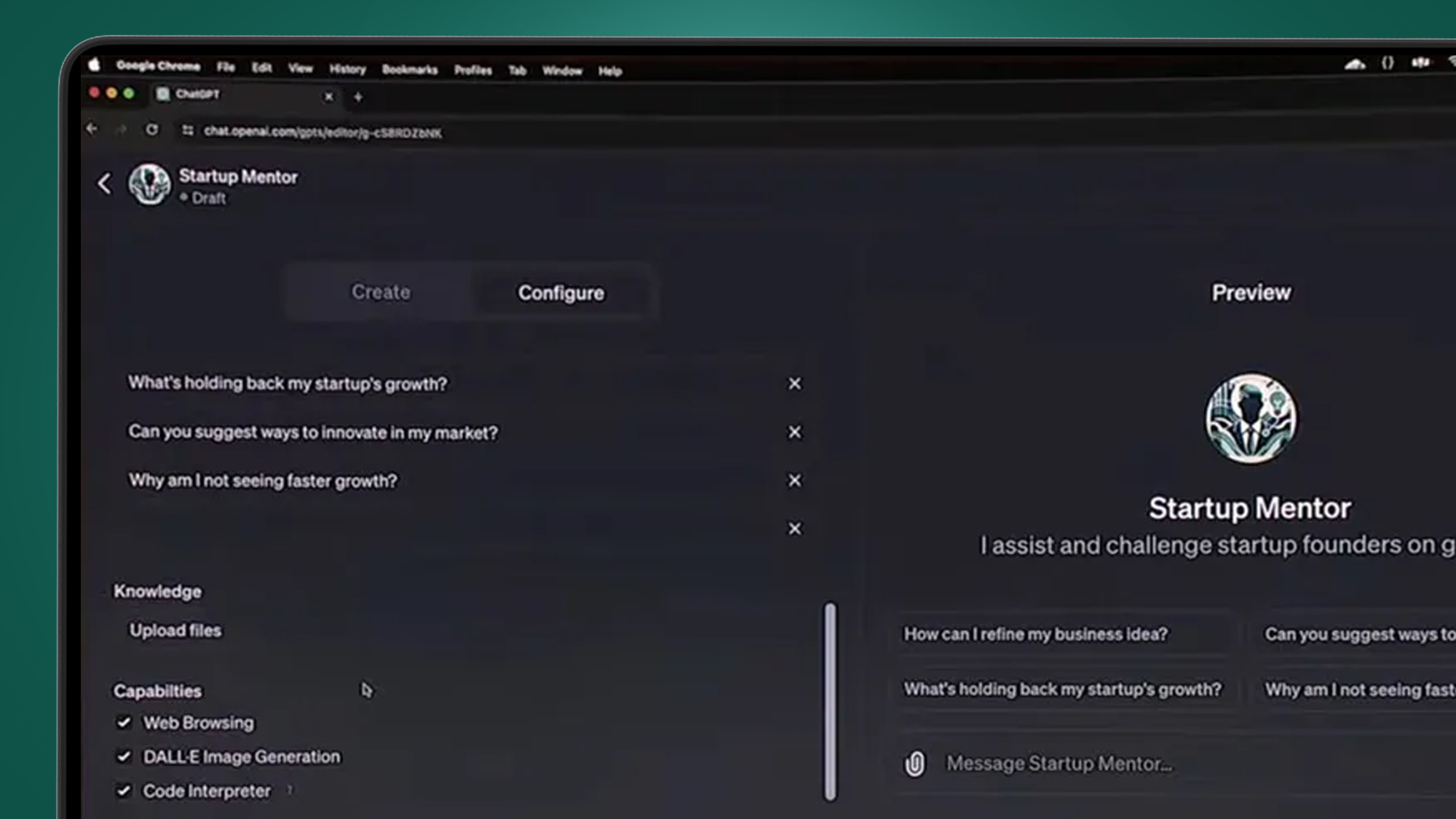 Ноутбук экран на зеленом фоне с изображением ChatGPT