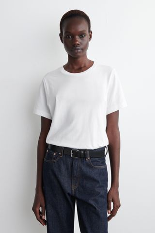 A3TeyQDMTHJ6o2vw6CJJBG-320-80 35 اكتشاف كلاسيكي من J.Crew و Madewell و COS لعام 2025
