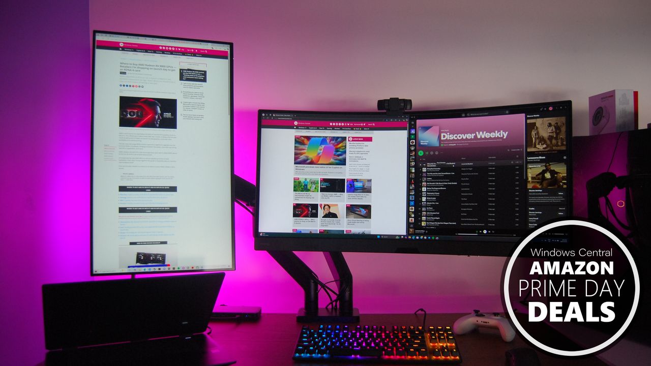 كل ما تريد معرفته عن كيف غيّر حامل الشاشة المزدوجة الطريقة التي ألعب بها وأعمل بها تمامًا الجديد