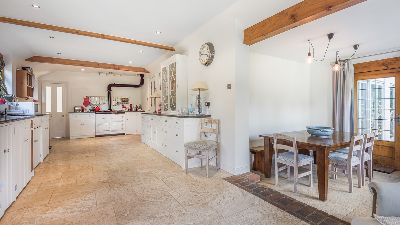638270 (7)