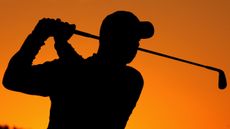 golfer silhouette