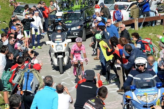 Nairo Quintana (Movistar) leads the overall Giro d'Italia