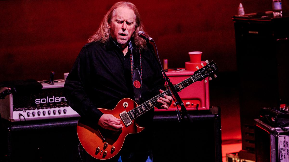 Warren Haynes performs with Gov&#039;t Mule at Teatro Dal Verme in Milan, Italy on November 20, 2023