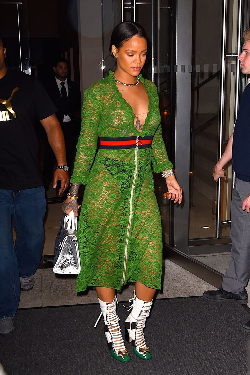 Rihanna Best Street Style Outfits, 88 Rihanna Fashion Looks