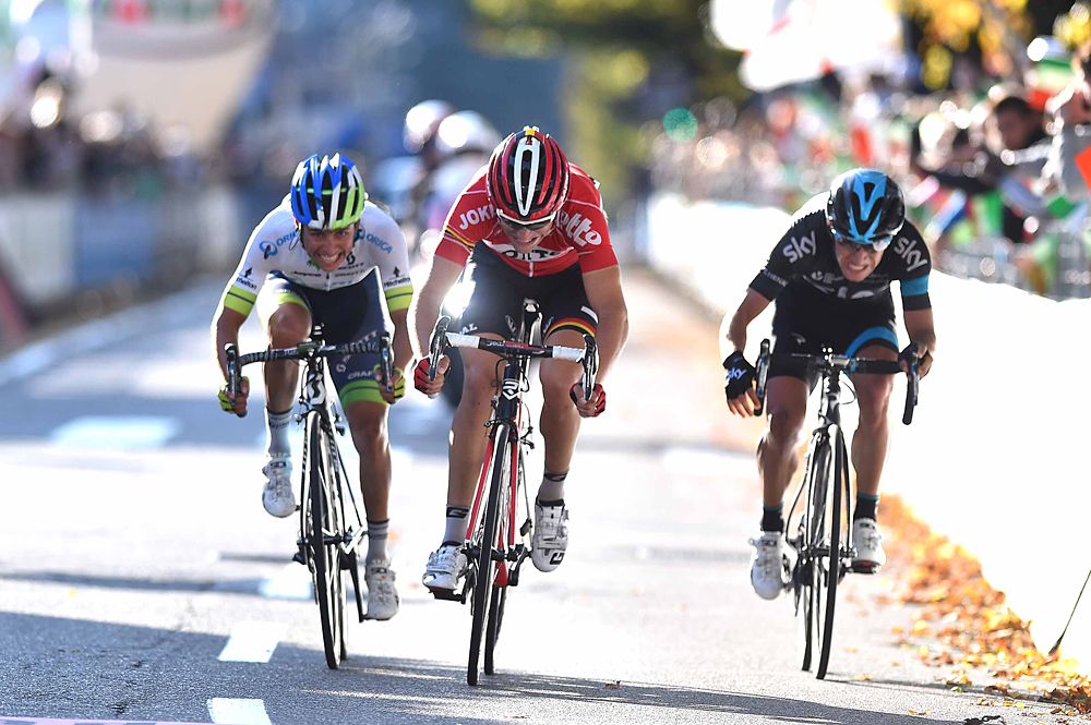 Tony Gallopin (Lotto Soudal) sprints for seventh