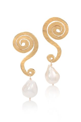 Twirl Pearl Earrings