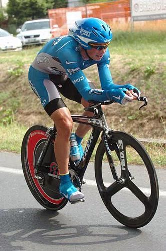 Paolo Savoldelli (Discovery) out on the road