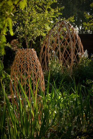 Bamboo Structures Crown the 2021 Chelsea Flower Show’s Gold Medal Winning GuangzhouGarden 