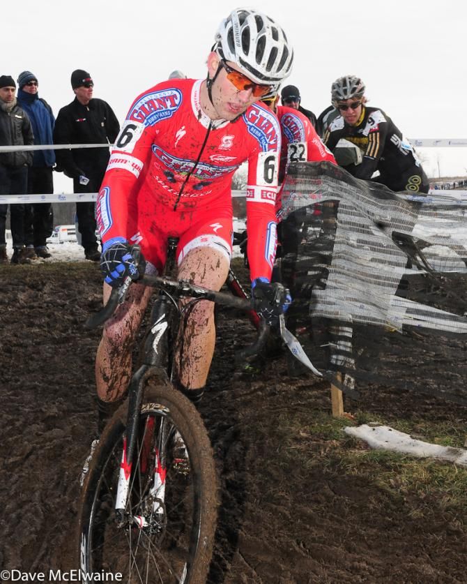 Tobin Ortenblad (California Giant Berries/Specialized) cornering in the the mud