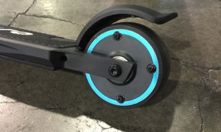 The Emicro One's DC-Motorized Back Wheel. Image: Henry T. Casey