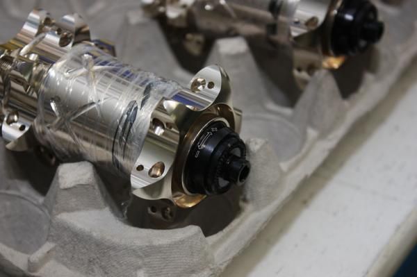 Hubs are easily adjustable for bearing preload.