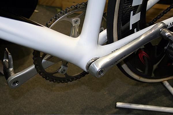 The square profiled down tube and oversized chain stays meet