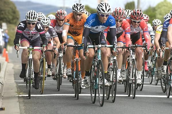 The peloton was all together on the final laps of the 30 lap criterium.