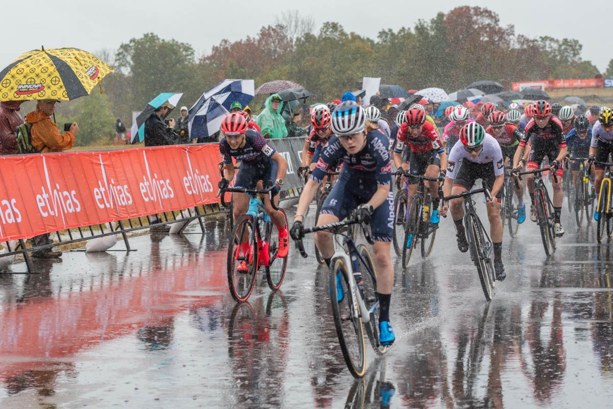 Fayettville UCI Cyclo-cross World Cup 2021 elite women's race