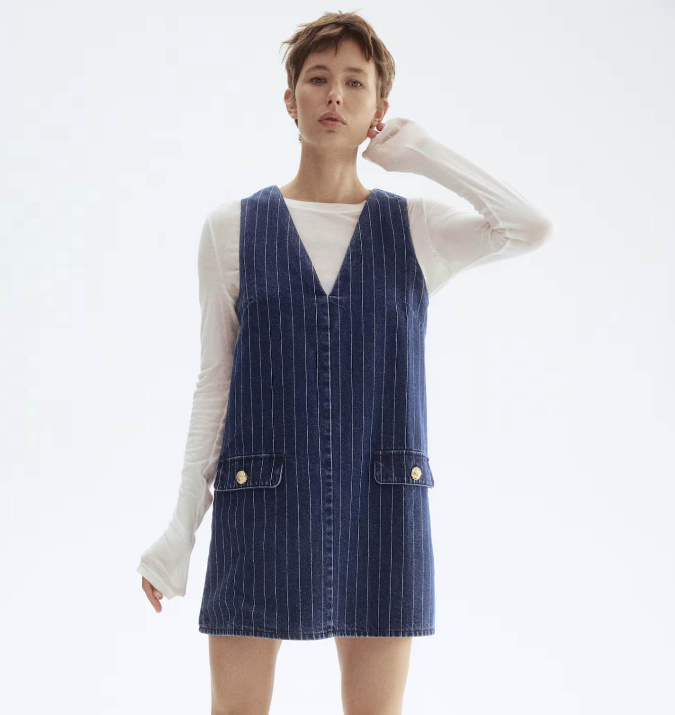 H&amp;amp;M, V-neck denim dress