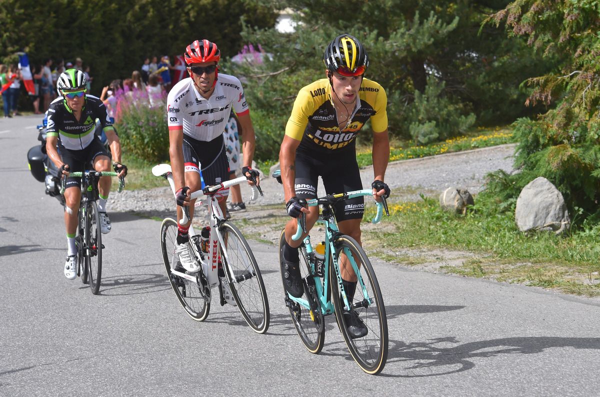 Alberto Contador (Trek-Segafredo) following Primoz Roglic