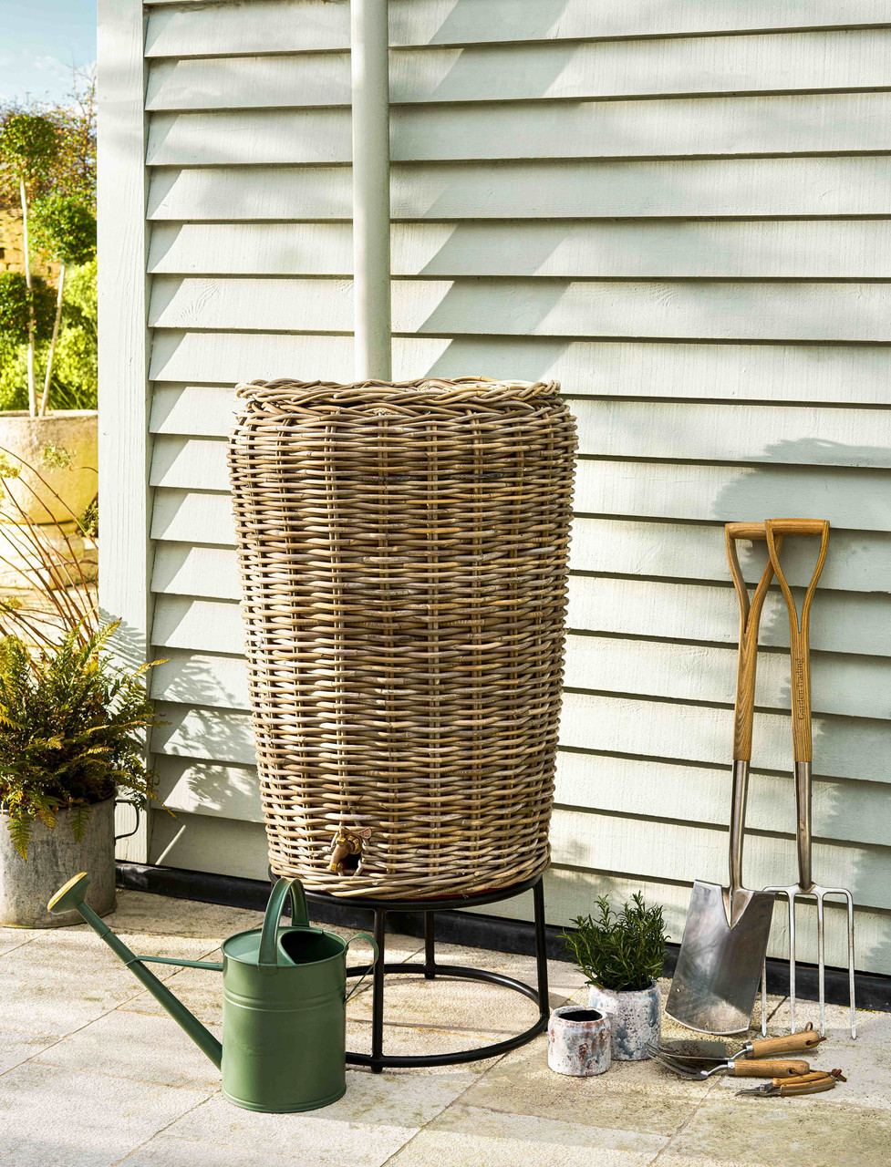 Kingscote Water Butt 200l Natural Rattan, Grey