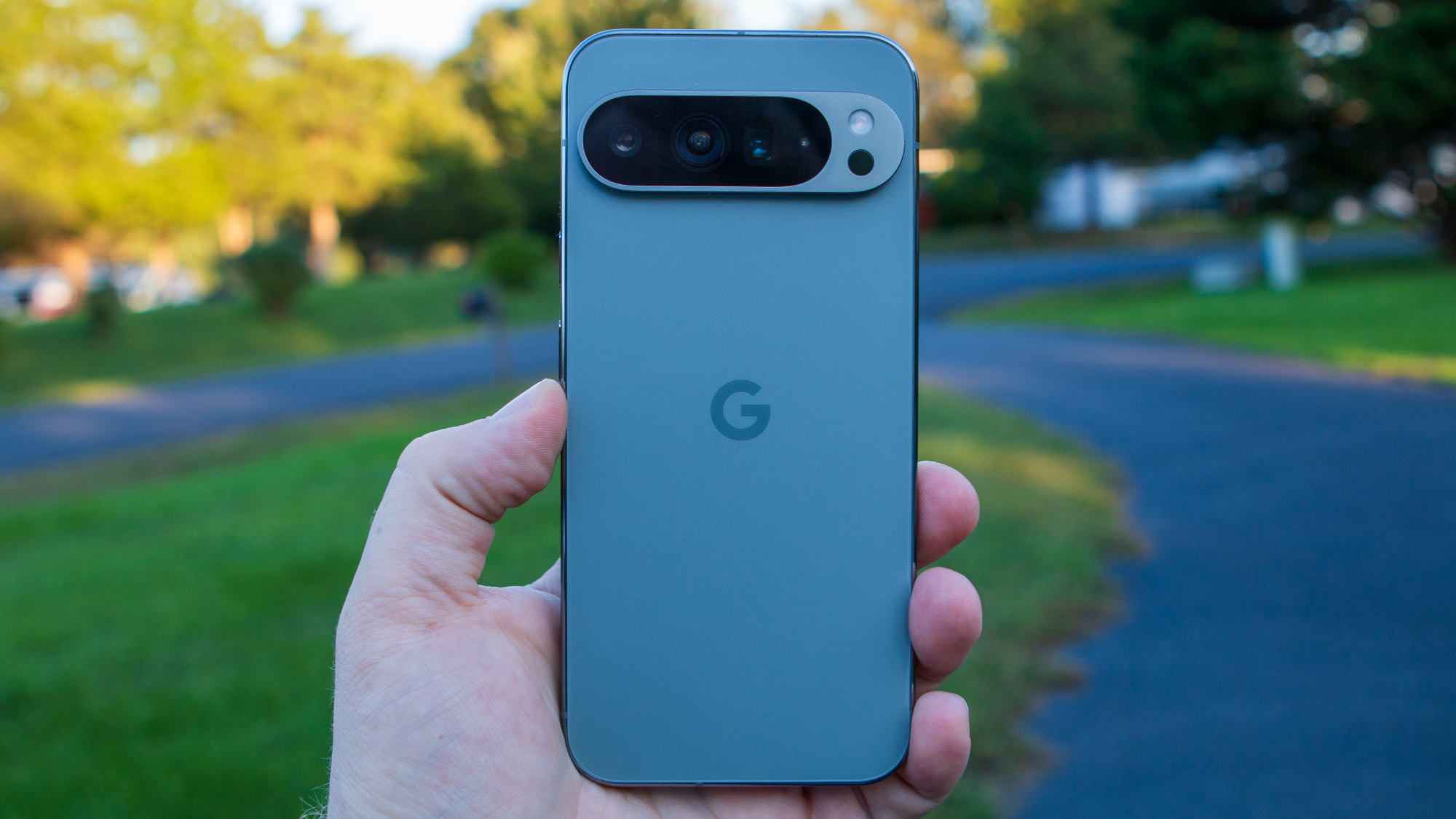 Google Pixels stock up on features in its October drop as Android 15 arrives