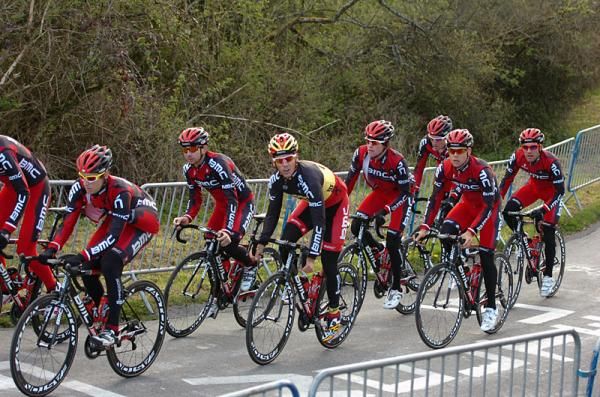 Belgian champion Philippe Gilbert (BMC) will seek his second straight Liege-Bastogne-Liege victory on Sunday.