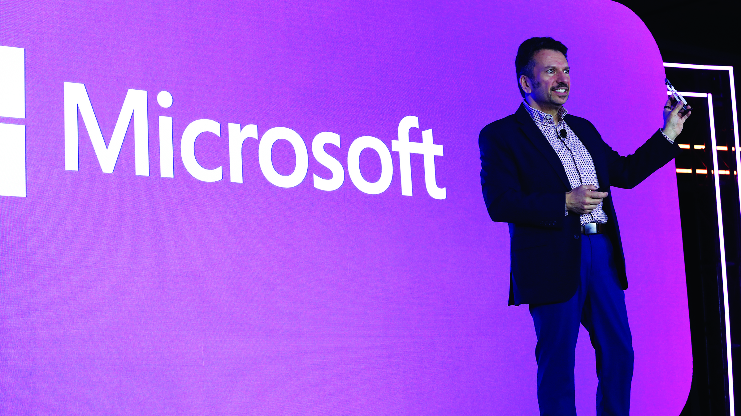 Ilya Bukshteyn speaks at InfoComm 2026 about an AI future. 