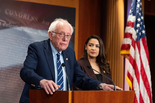 Bernie Sanders AOC AI data center bill