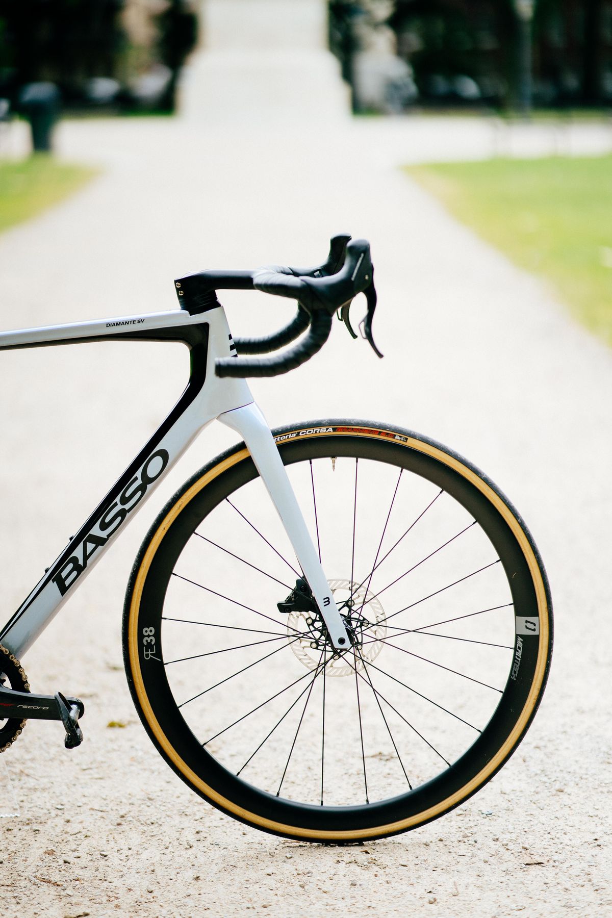 Basso Diamante SV review: A Colnago contender that's €900 too