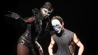 The Toreador vampire Ysabella taunts a ghoul wearing a mask in Bloodline 2