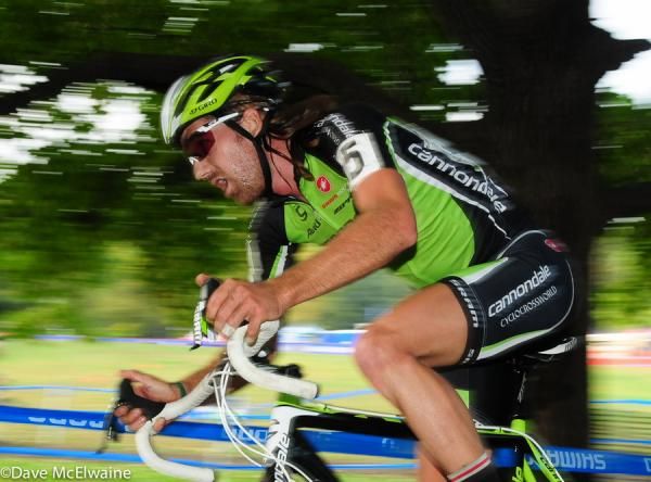 Jamey Driscoll (Cannondale) riding in a chase group behind the leaders