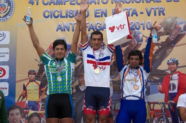 Men Under 23: Cristopher Mansilla (Chacabuco), Pedro Palma Dos Santos (OGM) and Jonathan Guzman (Club Ciclista Loa).