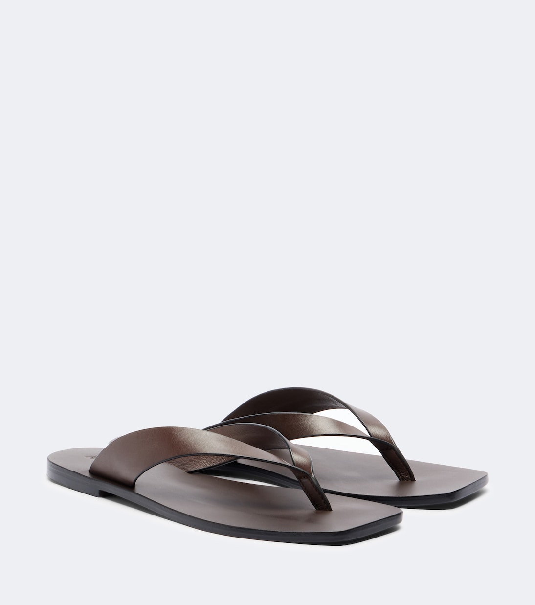 Kinto Leather Thong Sandals in Brown - a Emery