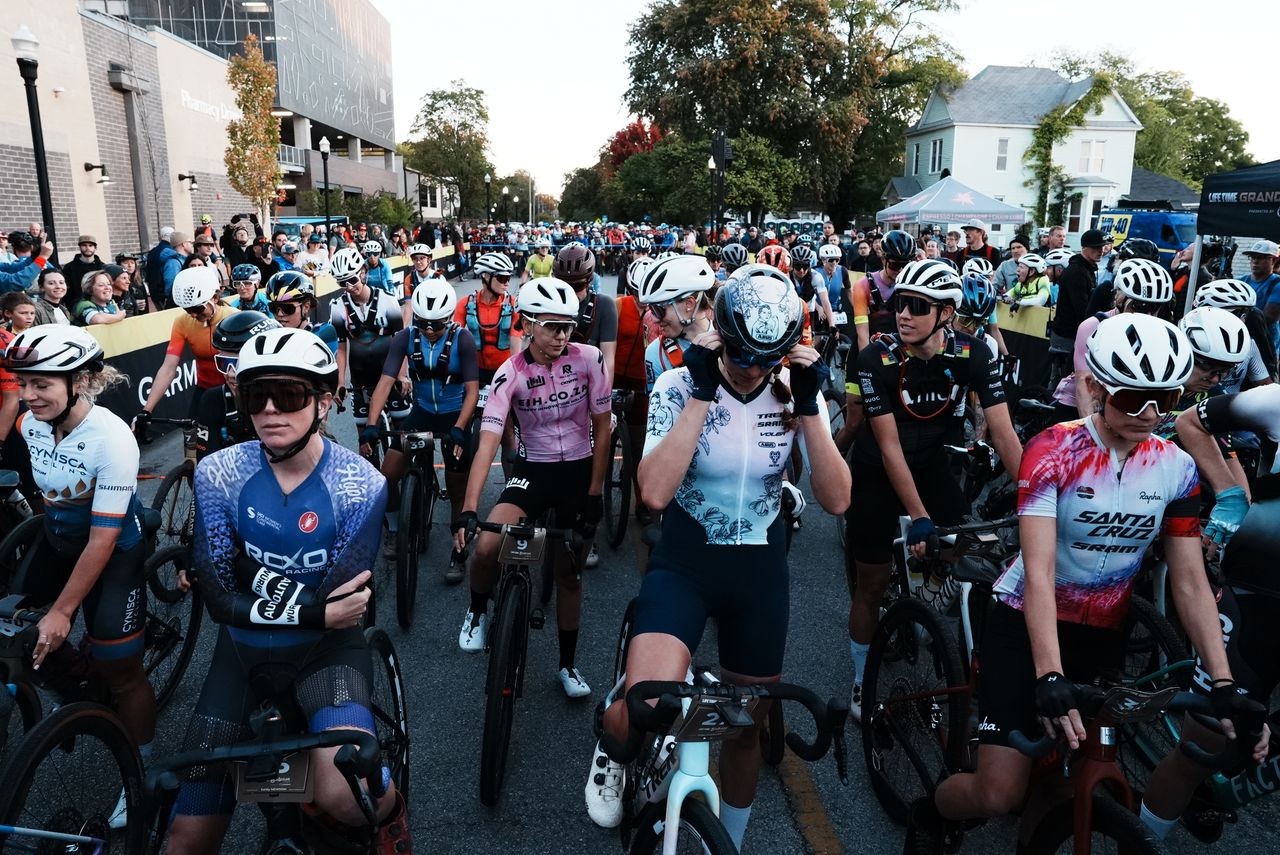 Start of pro women's division for 2023 Big Sugar Gravel