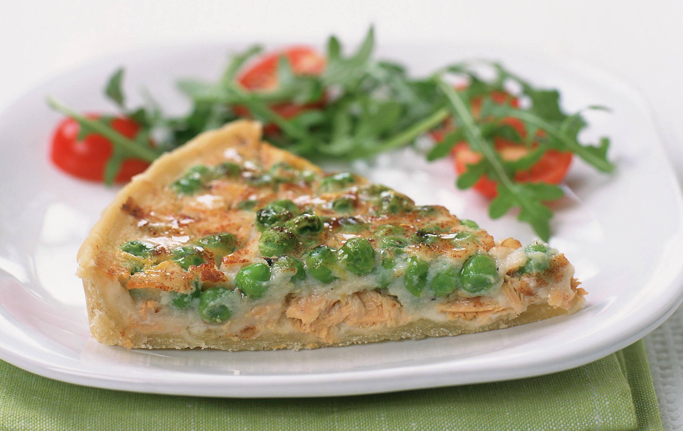Tuna and pea quiche recipe