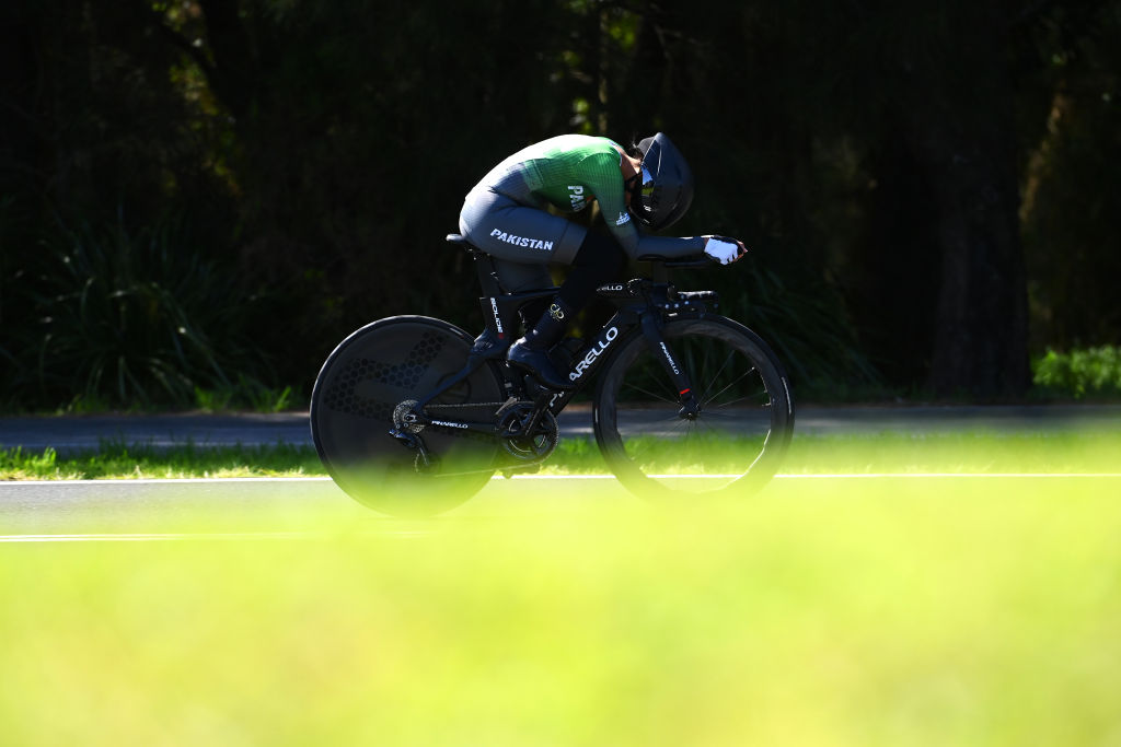 WOLLONGONG AUSTRALIA SEPTEMBER 18 Zainab Rizwan of Pakistan sprints during the 95th UCI Road World Championships 2022 Women Individual Time Trial a 342km individual time trial race from Wollongong to Wollongong Wollongong2022 on September 18 2022 in Wollongong Australia Photo by Tim de WaeleGetty Images