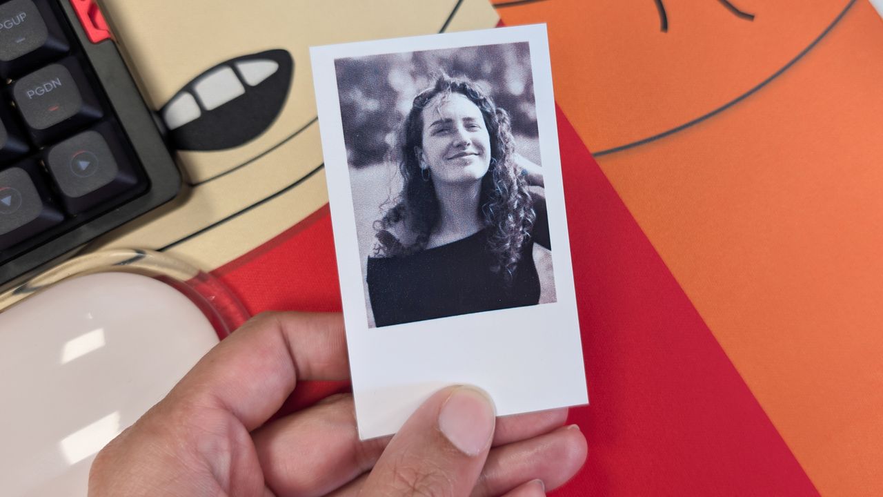 Prints created using the Inkwon Tag portable printer