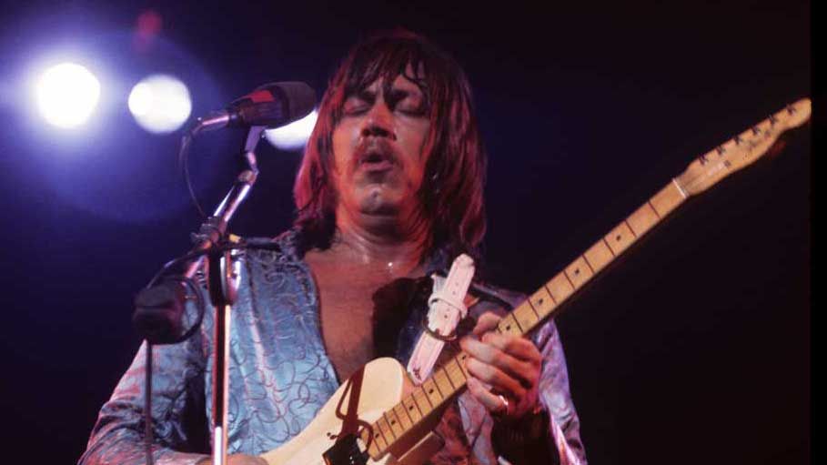 Terry Kath onstage