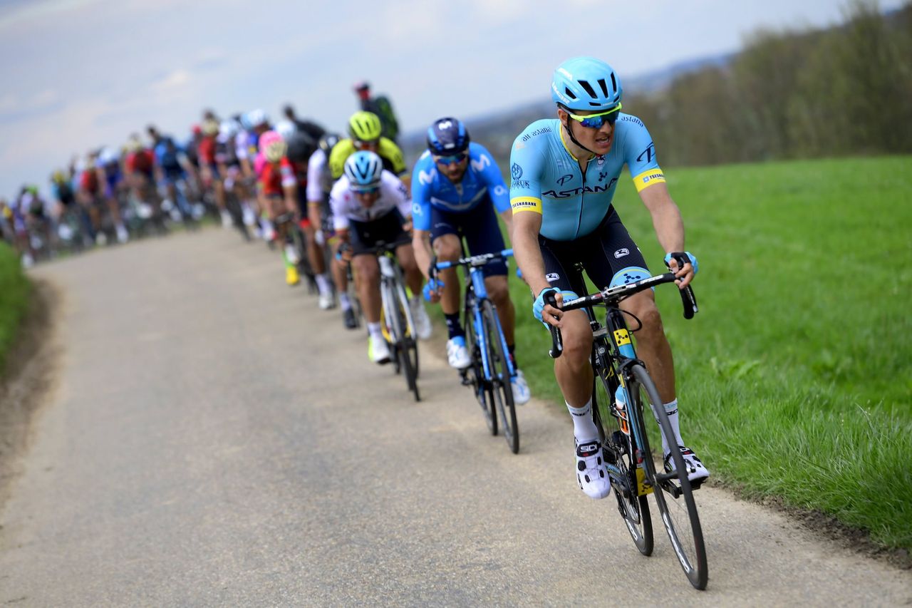 Jakob Fuglsang (Astana) attacks