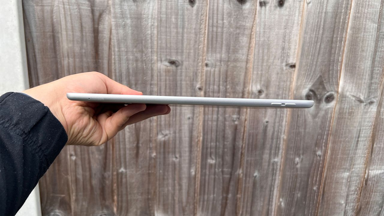 Close up photo of the Apple iPad 2021