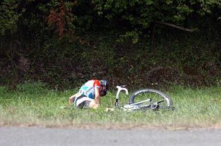 Andy Schleck crashed early in the Clásica San Sebastián and would ultimately abandon.